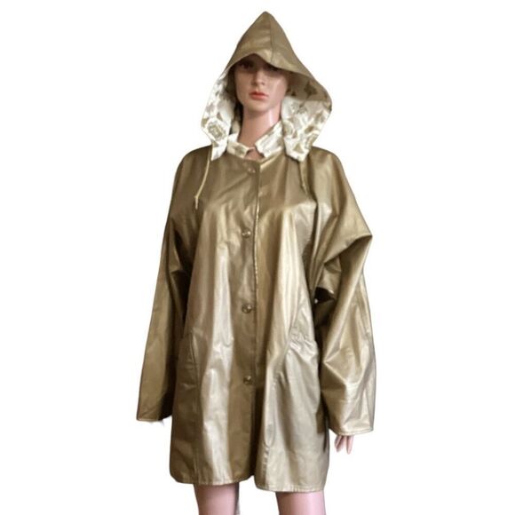 Wippette Vinyl Raincoat Slicker Shiny Gold L - Picture 1 of 13